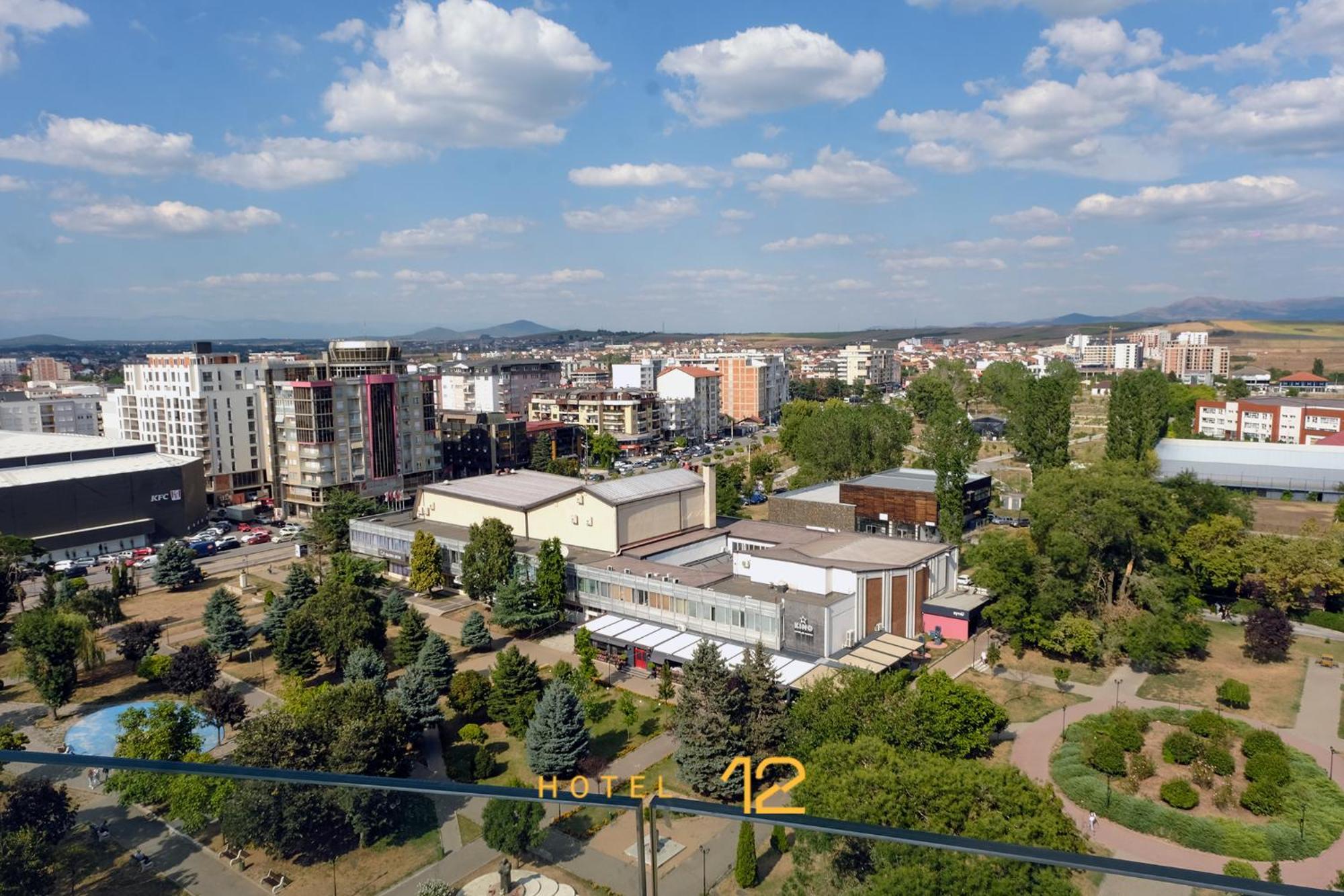 Hotel 12 Gjakova Екстер'єр фото