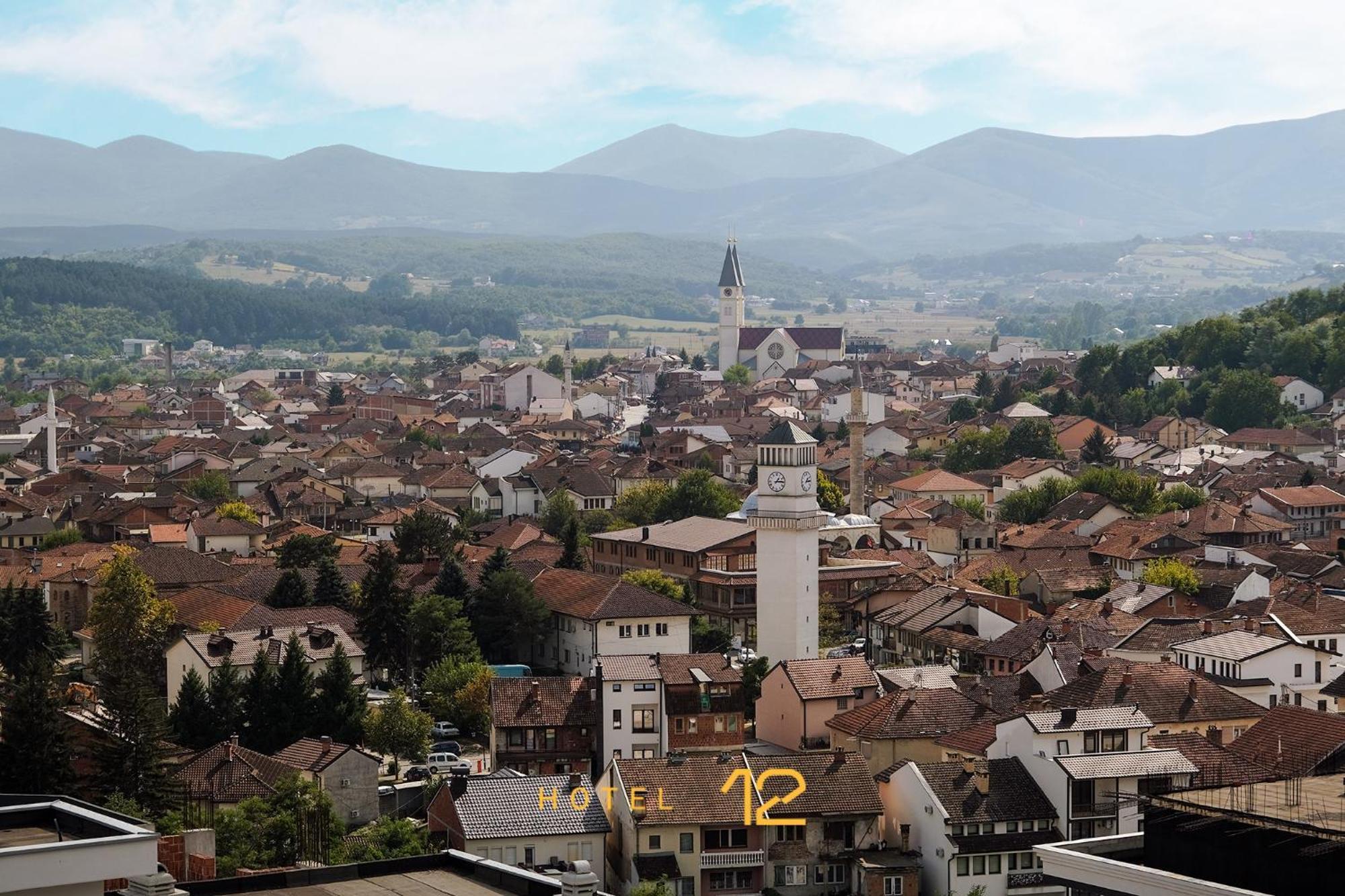 Hotel 12 Gjakova Екстер'єр фото